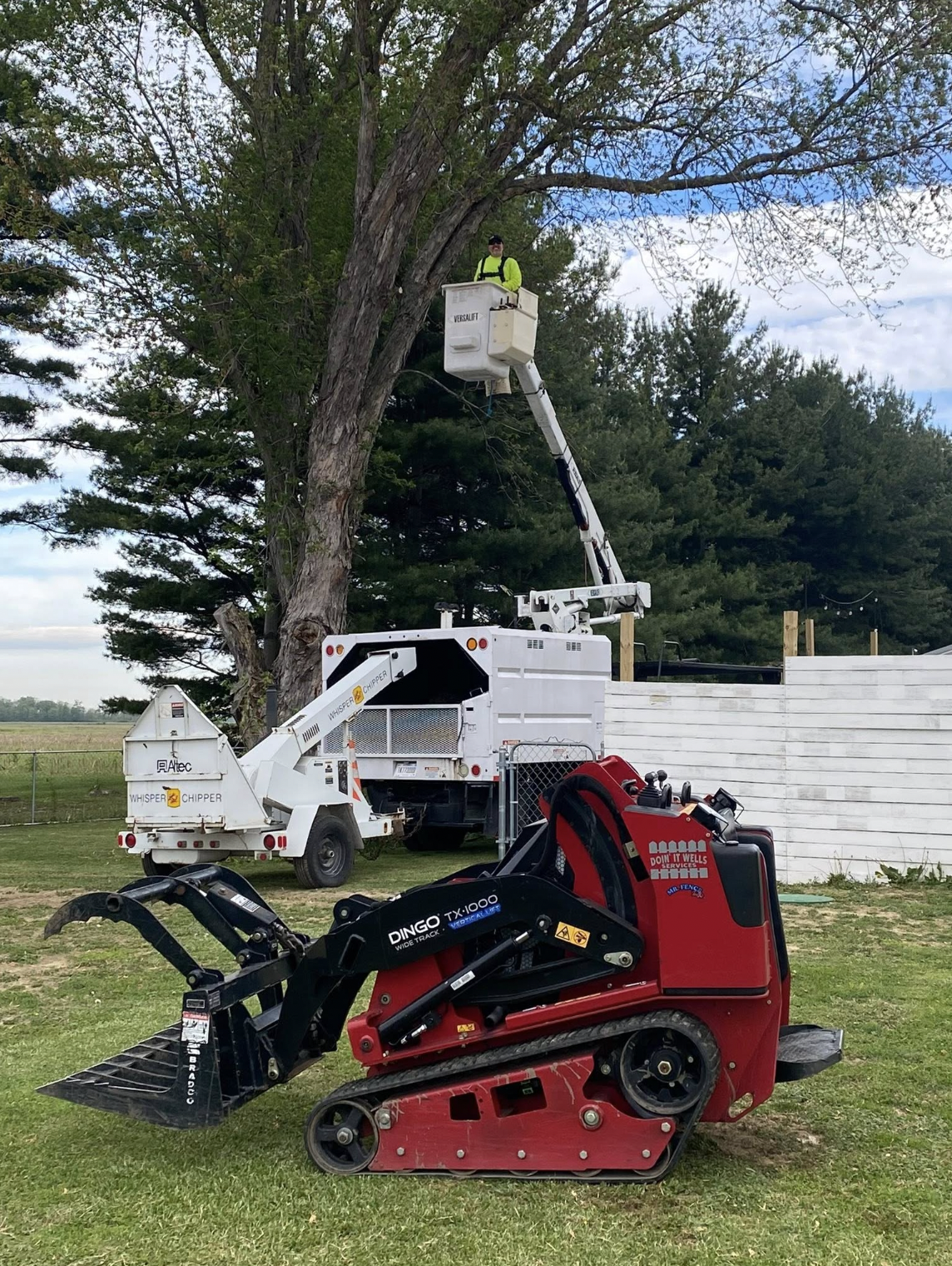 Lafayette Tree Services | Doin' It Wells